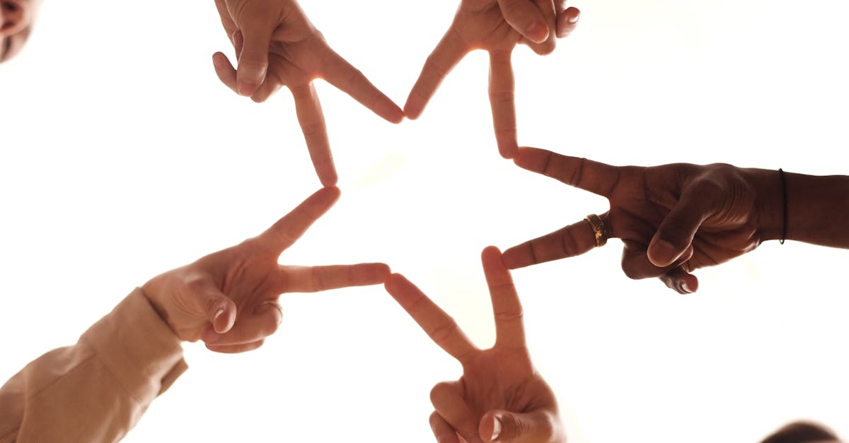 买卖微信号码：拳皇app详情下载教程