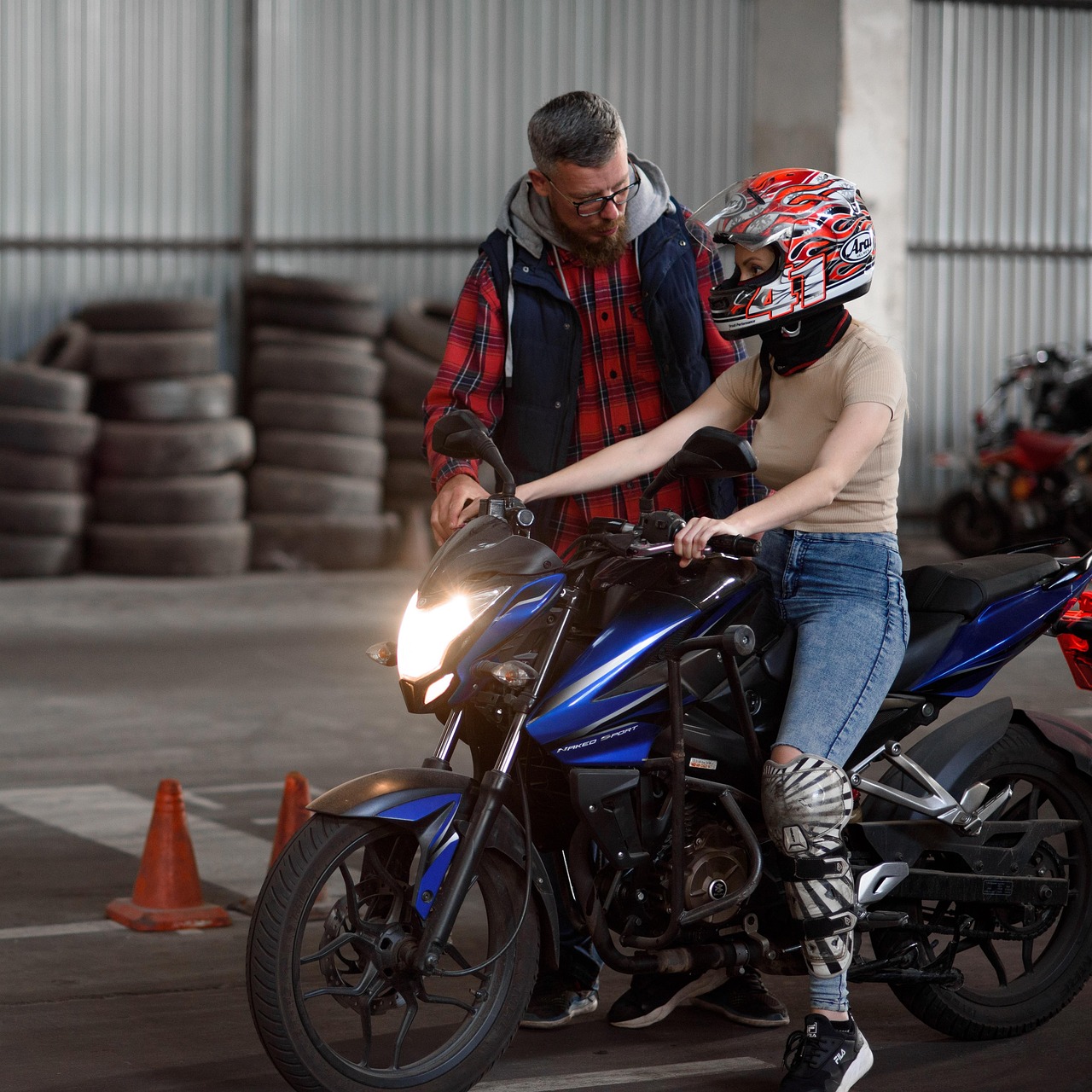 微信号白号批发:大咖问股app详情下载教程