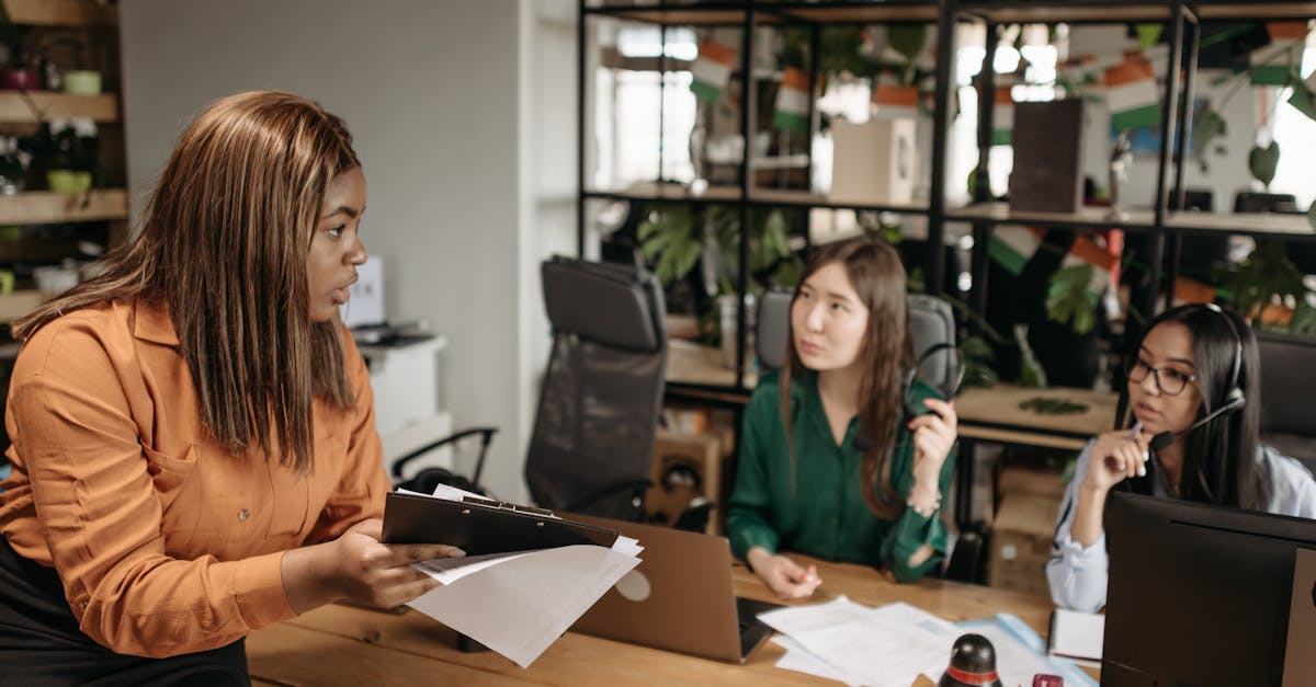 剑侠情缘经典版：银川名人书画平台代理