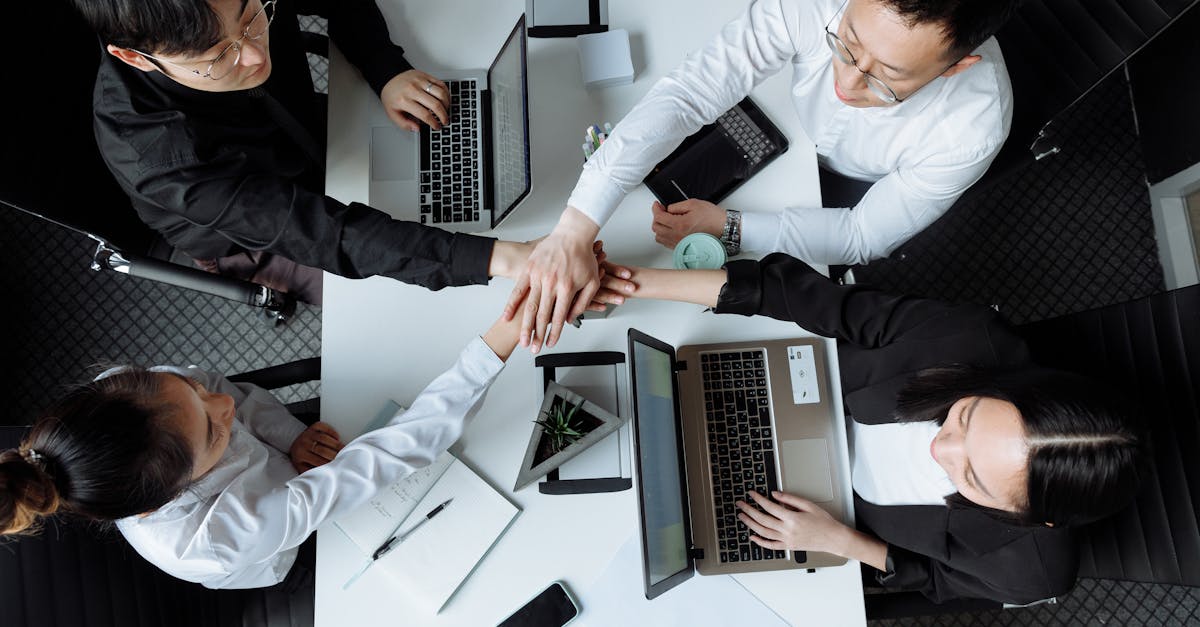 最强短信在线轰炸系统源码实名账号:pubg游戏详情下载教程app